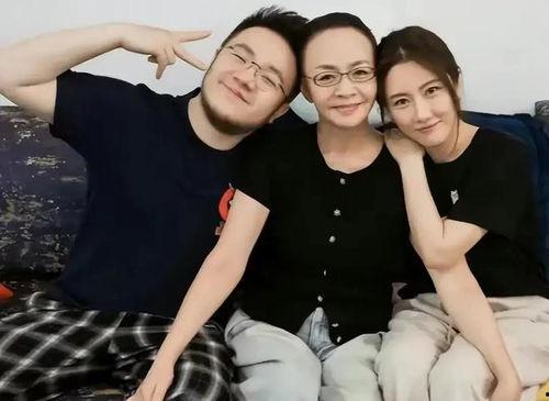 八卦吃瓜娱乐博主